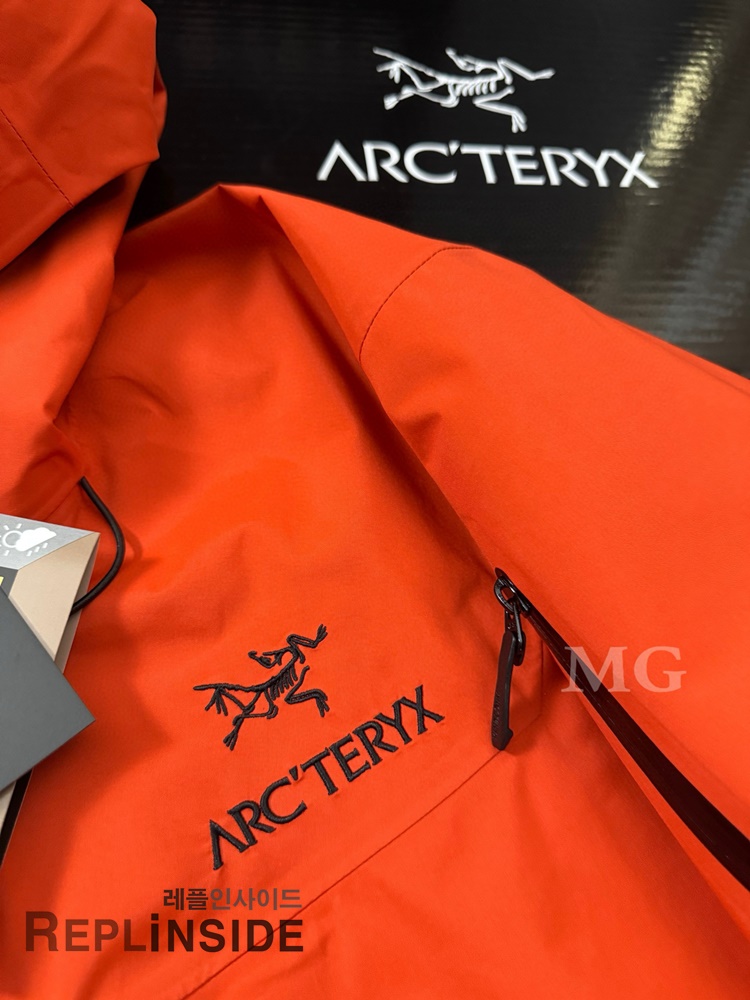 레플리카 명품 [ARCTERY] 아크테릭스 알파 ALPHA SV 8 자켓 3컬러 남녀공용 - 상세 이미지 실사 21