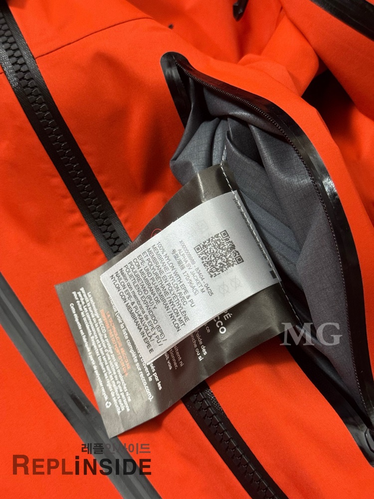 레플리카 명품 [ARCTERY] 아크테릭스 알파 ALPHA SV 8 자켓 3컬러 남녀공용 - 상세 이미지 실사 23