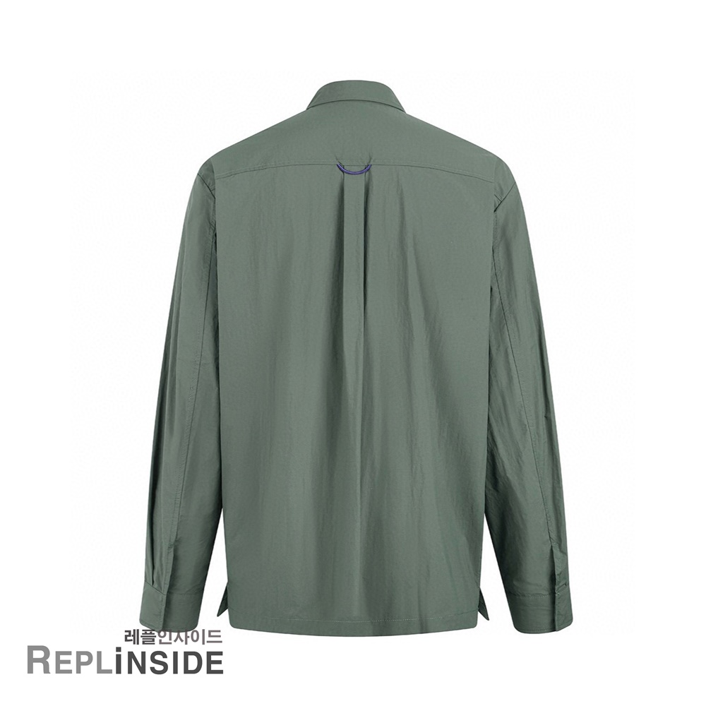 레플리카 명품 [LOUIS VUITTON] 루이비통 글램핑 슬리브드 셔츠 남성용 - 옆면 실사