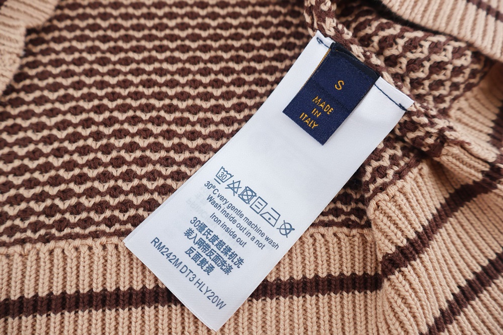 레플리카 명품 [LOUIS VUITTON] 루이비통 시그니처 쇼트 슬리브 니트 매쉬 폴로 티셔츠 남녀공용 - 전체 실사