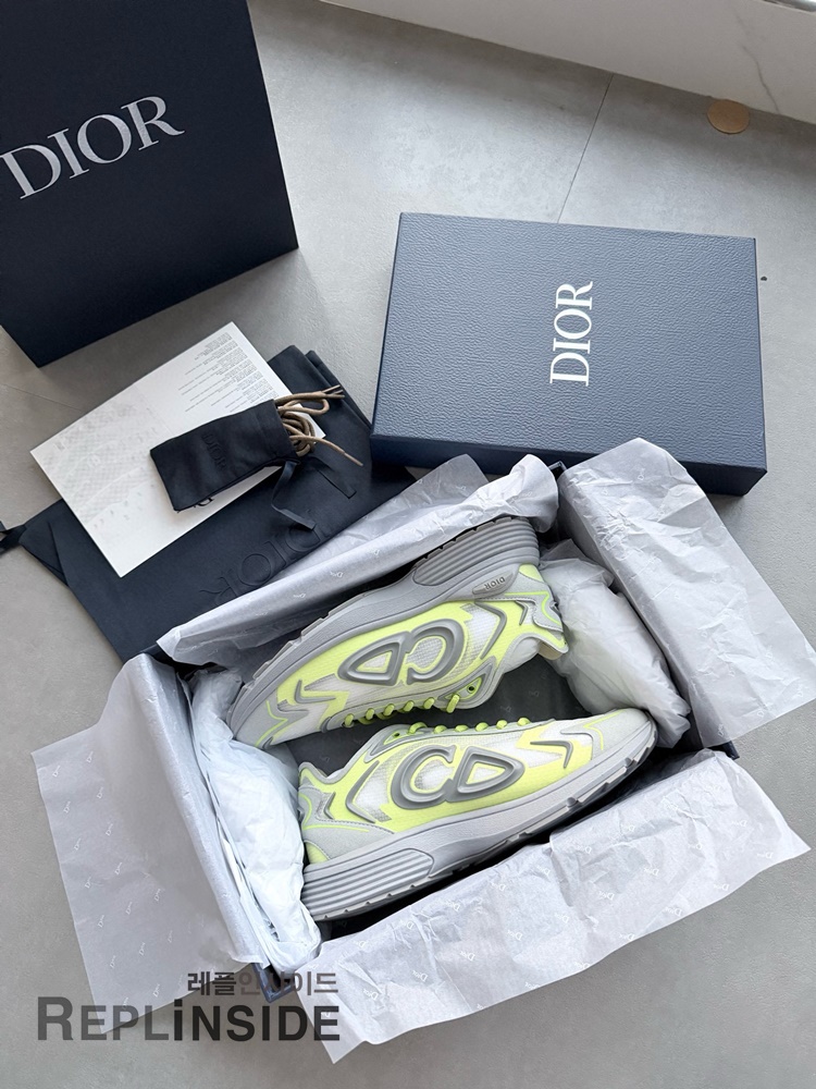 레플리카 명품 [DIOR] 디올 B30 오블리크 로우 스니커즈 남성용 - 앞면 실사
