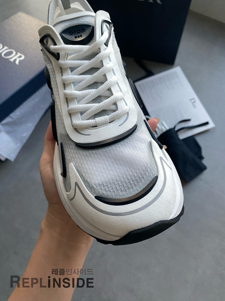 레플리카 명품 [DIOR] 디올 B30 오블리크 로우 스니커즈 남성용 - 박스 실사
