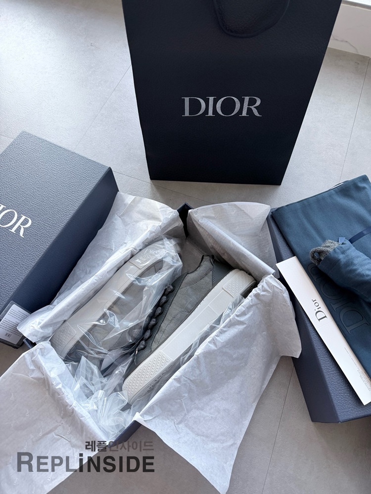 레플리카 명품 [DIOR] 디올 B33 스니커즈 남성용 - 착용샷 실사