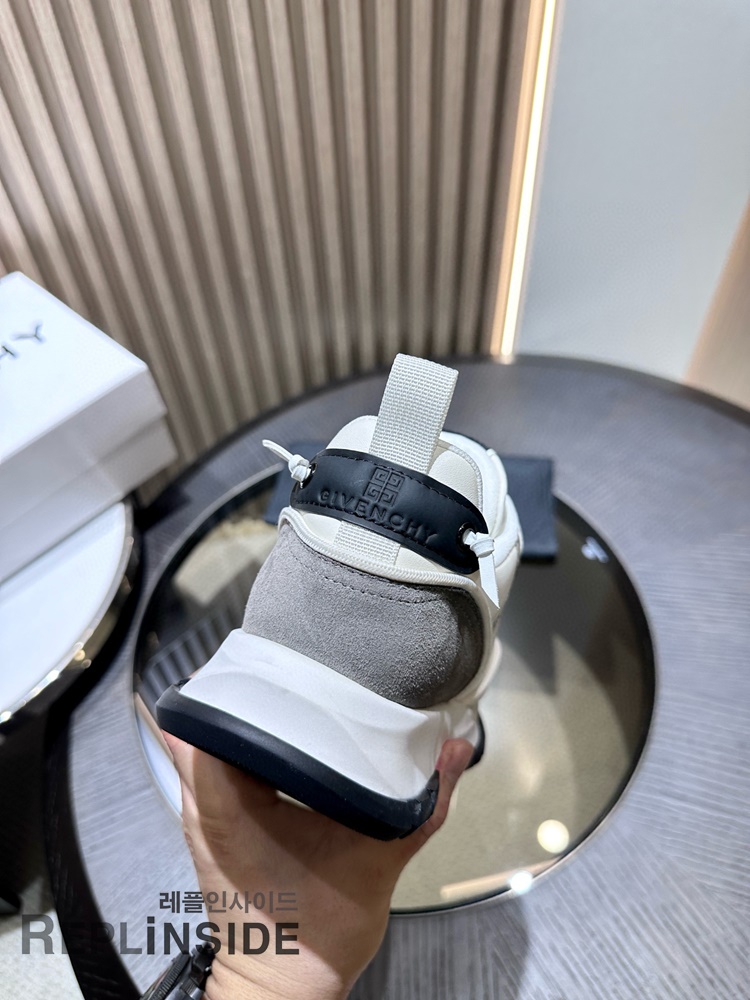 레플리카 명품 [GIVENCHY] 지방시 G Move 스니커즈 남성용 - 밑창 실사