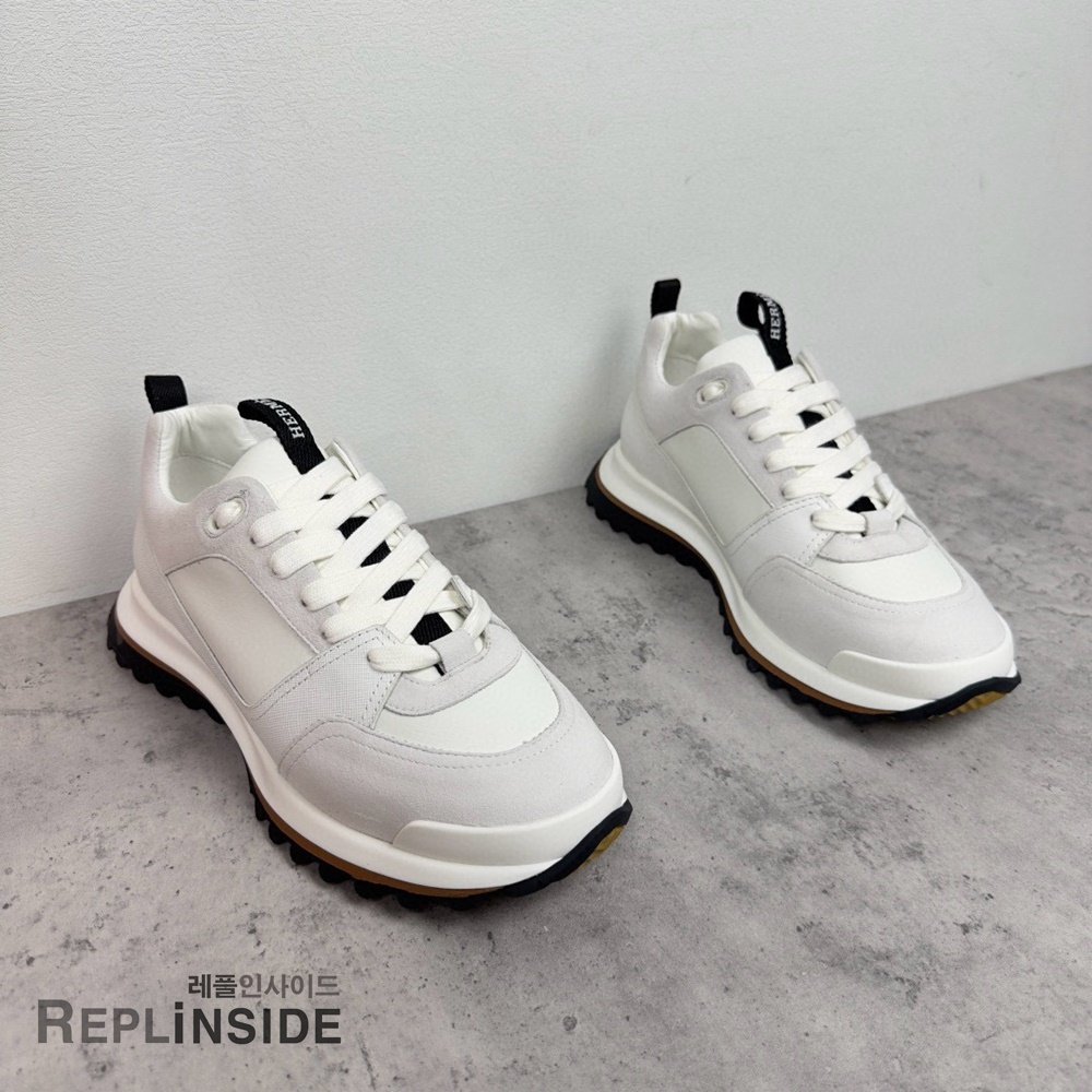 레플리카 명품 [HERMES] 에르메스 리더 스니커즈 남성용 - 옆면 실사