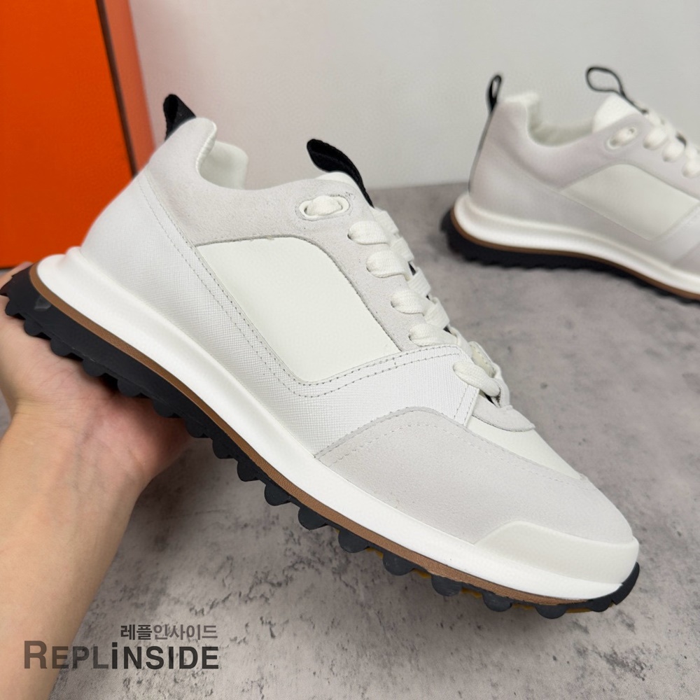 레플리카 명품 [HERMES] 에르메스 리더 스니커즈 남성용 - 로고 실사