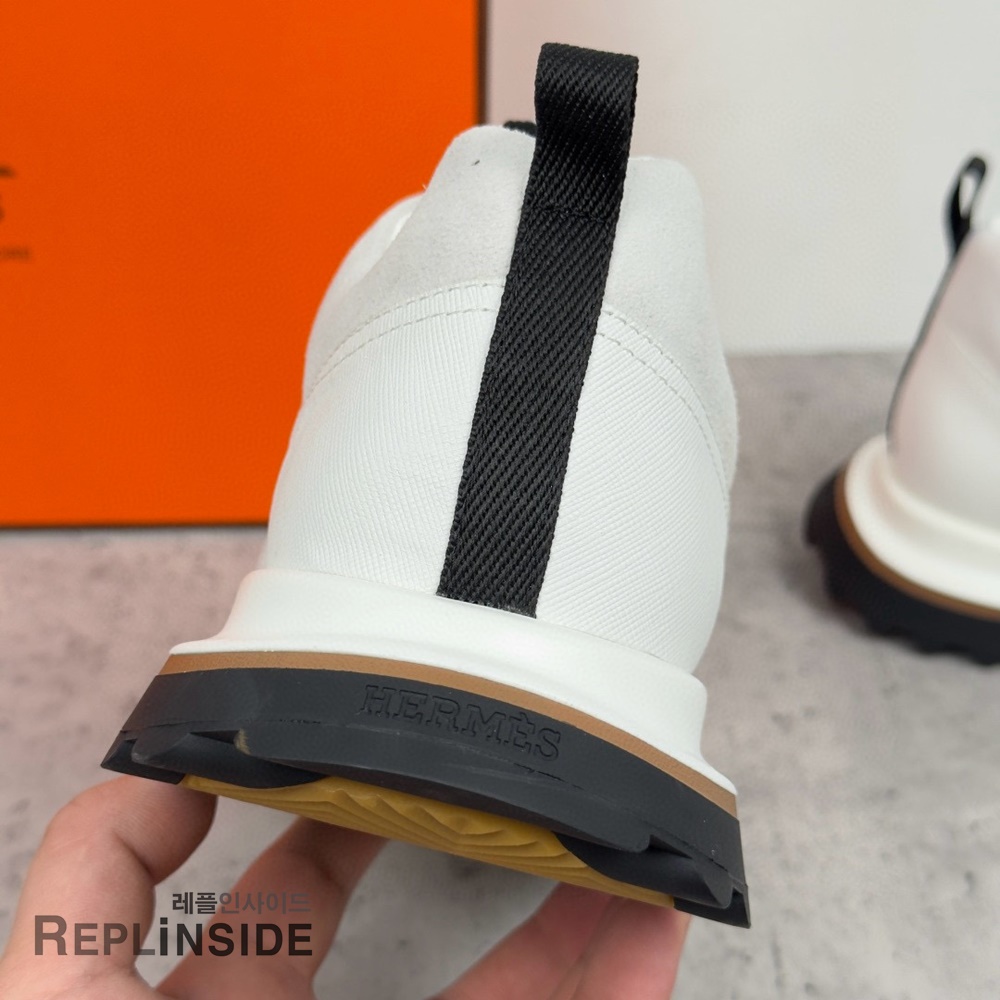 레플리카 명품 [HERMES] 에르메스 리더 스니커즈 남성용 - 택 실사