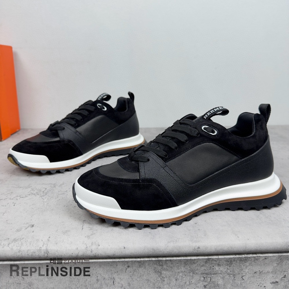 레플리카 명품 [HERMES] 에르메스 리더 스니커즈 남성용 - 뒷면 실사