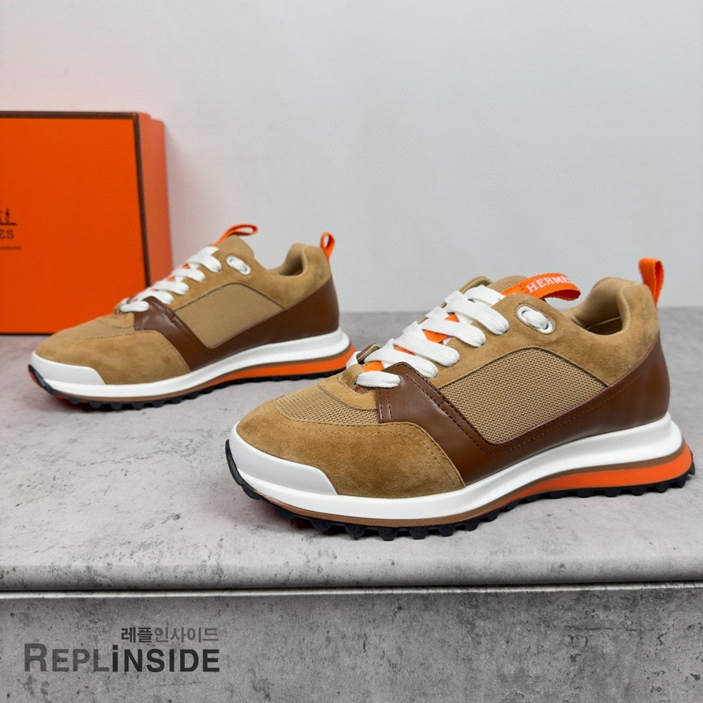 레플리카 명품 [HERMES] 에르메스 리더 스니커즈 남성용 - 뒷면 실사