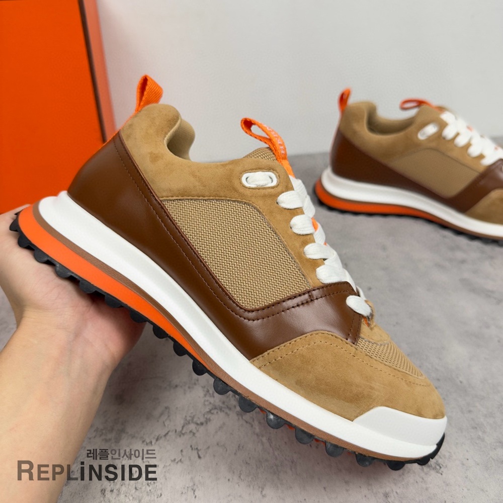 레플리카 명품 [HERMES] 에르메스 리더 스니커즈 남성용 - 로고 실사