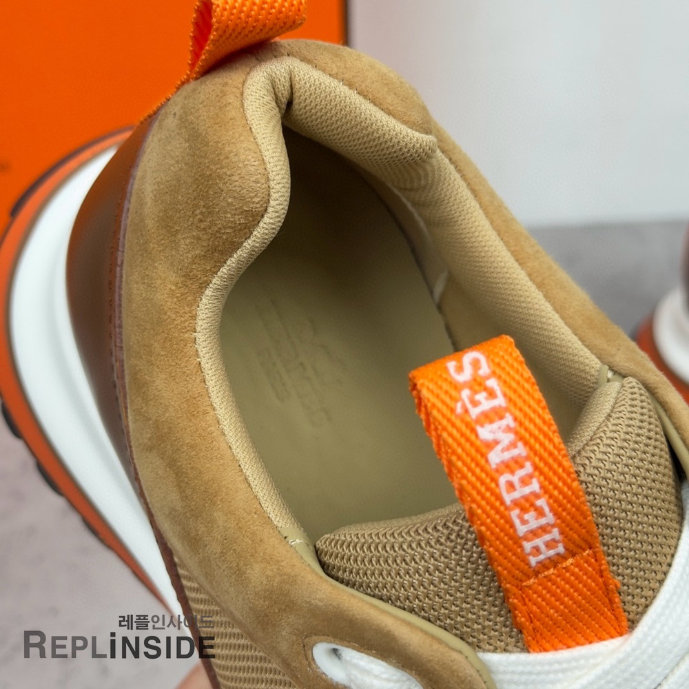 레플리카 명품 [HERMES] 에르메스 리더 스니커즈 남성용 - 박스 실사