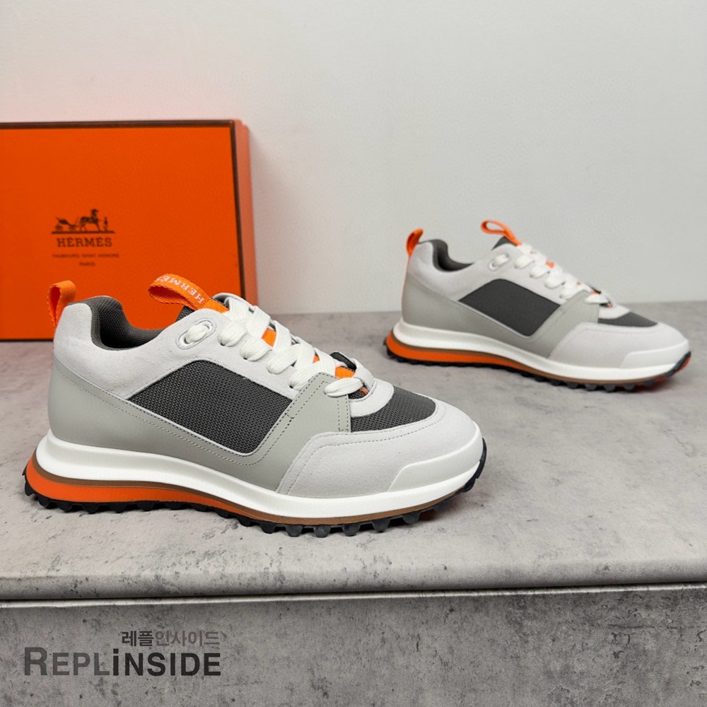 레플리카 명품 [HERMES] 에르메스 리더 스니커즈 남성용 - 앞면 실사
