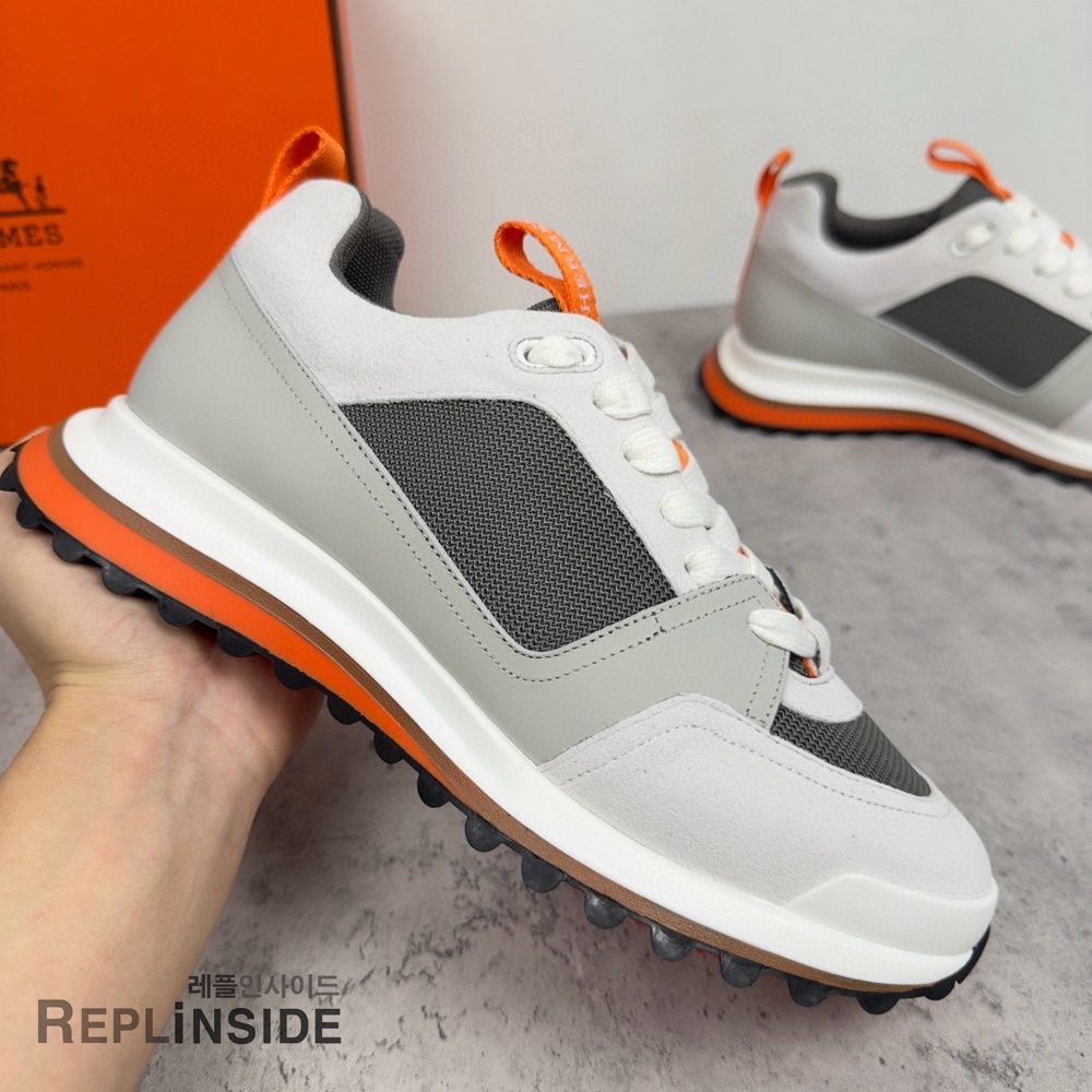 레플리카 명품 [HERMES] 에르메스 리더 스니커즈 남성용 - 로고 실사