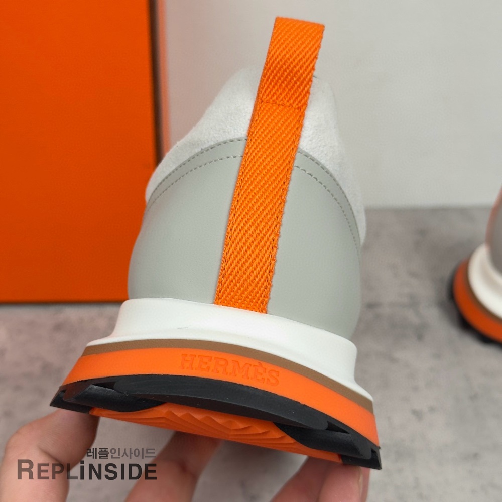 레플리카 명품 [HERMES] 에르메스 리더 스니커즈 남성용 - 택 실사