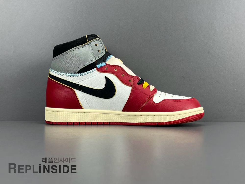 유니온 x 에어조던1 OG 바시티 레드 쉐도우 그레이 HV8563-600, 레플리카스니커즈, 레플리카운동화, 레플리카조던, 에어조던1, 남성스니커즈, 실사, 착샷, 인기스니커즈, 리셀, 리뷰