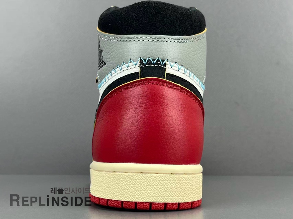 Union x AJ1 High OG Varsity Red Shadow Gray HV8563-600, 레플리카스니커즈, 레플리카운동화, 레플리카조던, AJ1, 남성스니커즈, 실사, 착샷, 인기, 리셀, 구매, 리뷰
