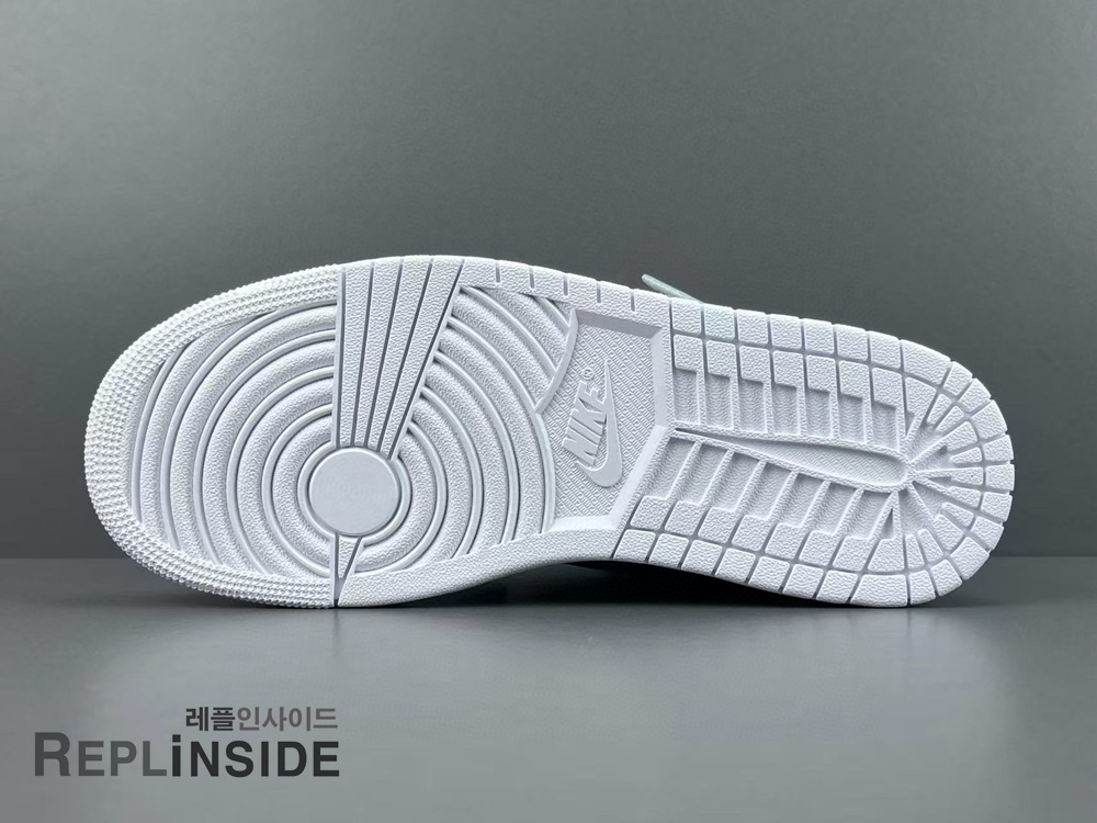 레플리카 명품 [AIR JORDAN] 오프화이트 X 에어조던1 알래스카 화이트 AA3834-100 남녀공용 (OG공장) - 박스 실사