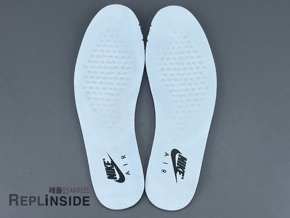 레플리카 명품 [AIR JORDAN] 오프화이트 X 에어조던1 알래스카 화이트 AA3834-100 남녀공용 (OG공장) - 비교 실사