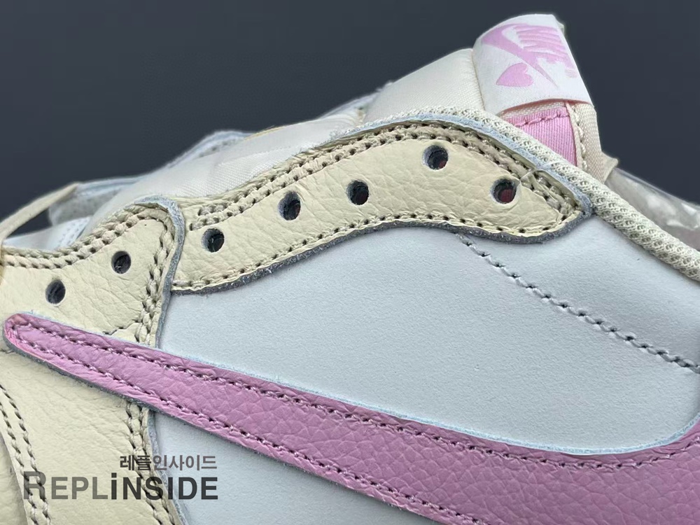 레플리카 명품 [AIR JORDAN] 트래비스 스캇 x 에어조던1 로우 OG SP 샤이 핑크 IQ7604-100 남녀공용 (OG공장) - 소재 실사