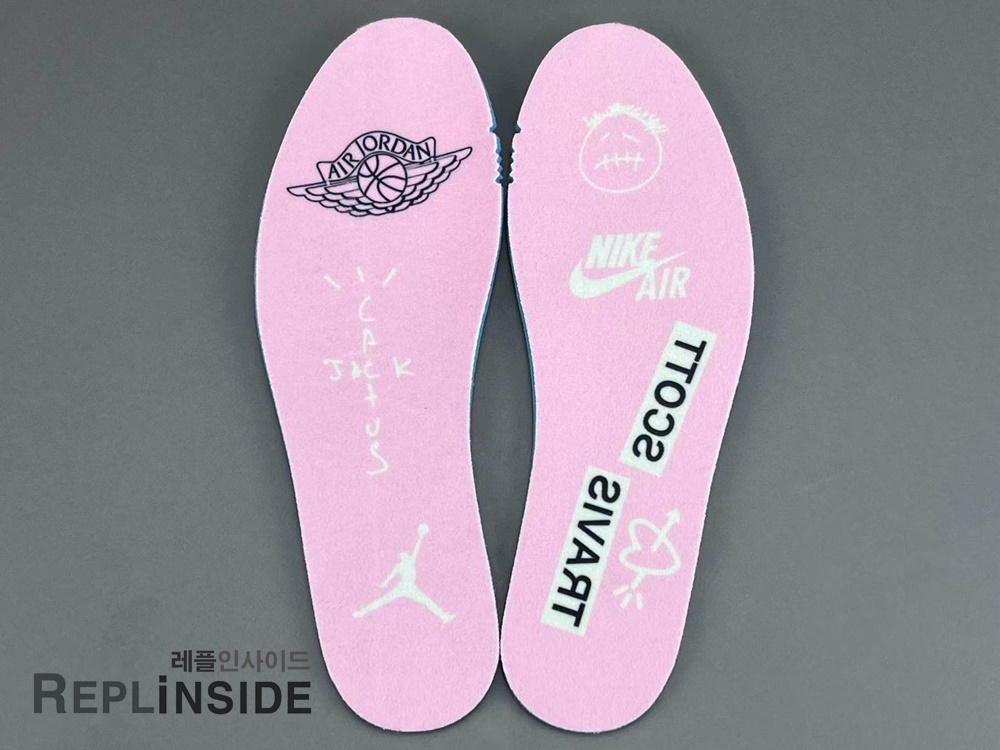 레플리카 명품 [AIR JORDAN] 트래비스 스캇 x 에어조던1 로우 OG SP 샤이 핑크 IQ7604-100 남녀공용 (OG공장) - 비교 실사