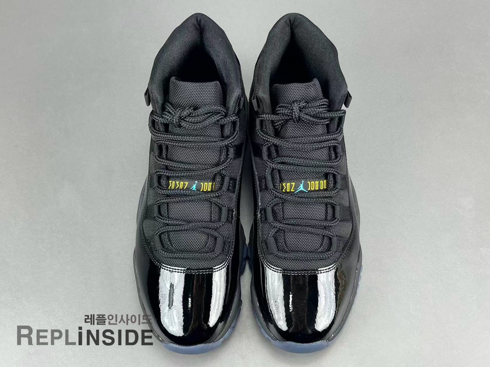 에어조던11 감마 블루, 레플리카스니커즈, 레플리카신발, AJ11 CT8012-047, 협업, 실사, 착샷, 남성스니커즈, 인기, 리셀, 구매, 리뷰