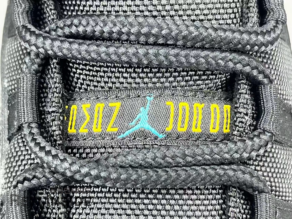 AJ11 Gamma Blue, 레플리카스캇, 레플리카운동화, 에어조던11, 실사, 착샷, 남성스니커즈, 인기, 리셀, 구매, 리뷰