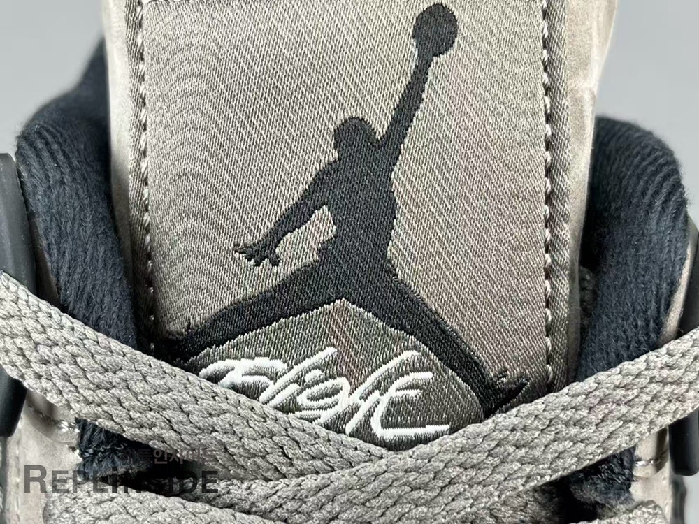 에어조던4 레트로 케이브스톤 블랙 FV5029-200, 레플리카스캇, 레플리카운동화, AJ4, 실사, 착샷, 남성스니커즈, 인기, 리셀, 구매, 리뷰