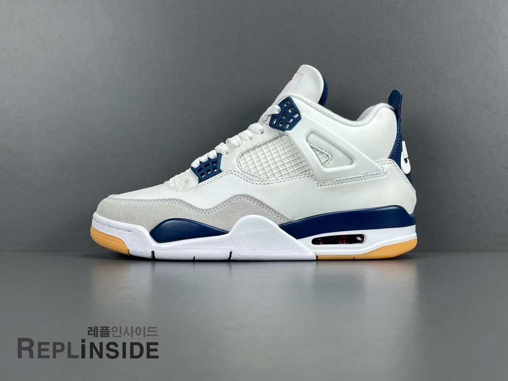 에어조던4 X 나이키 SB 서밋 화이트 네이비 DR5415-100, 레플리카스캇, 레플리카운동화, 레플리카스니커즈, AJ4, SB, 실사, 착샷, 남성스니커즈, 인기, 리셀, 구매, 리뷰