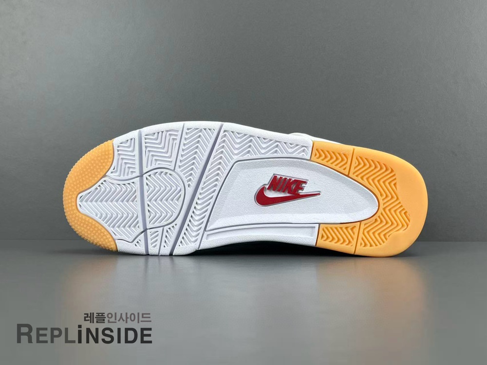 에어조던4 X 나이키 SB 서밋 화이트 네이비 DR5415-100, 레플리카스캇, 레플리카운동화, AJ4, SB, 실사, 착샷, 남성스니커즈, 인기, 리셀, 구매, 리뷰