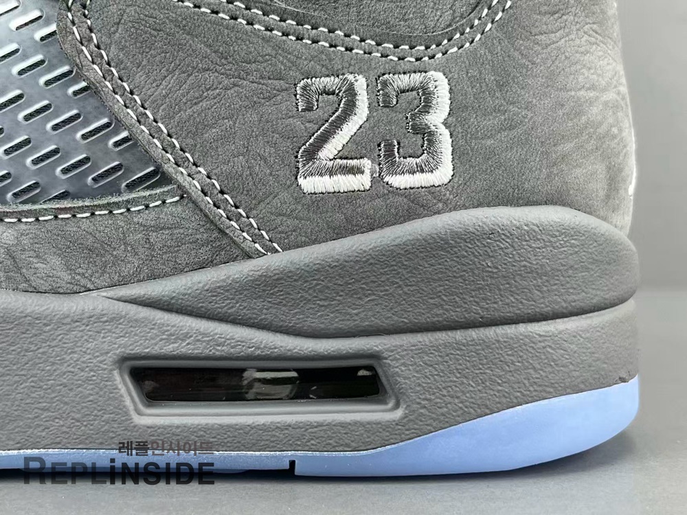 에어조던5 레트로 울프 그레이 DD0587-002, 레플리카스캇, 레플리카운동화, AJ5, 실사, 착샷, 남성스니커즈, 인기, 리셀, 구매, 리뷰