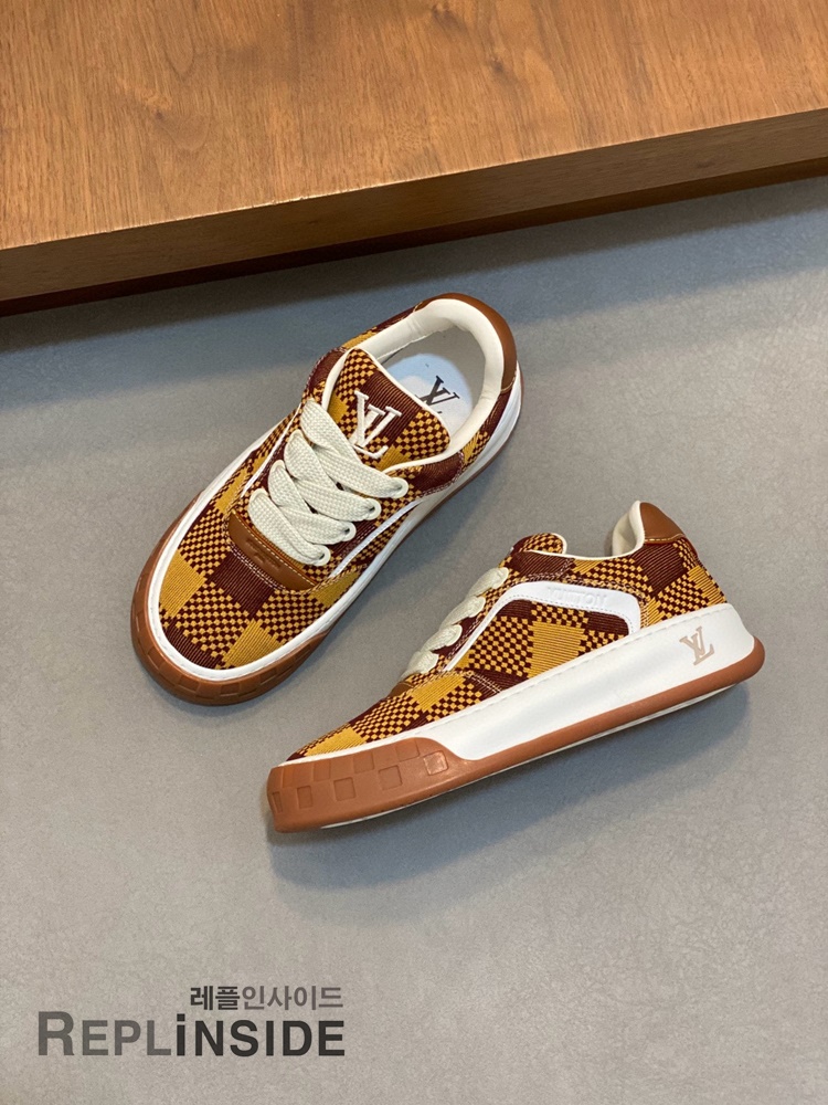 레플리카 명품 [LOUIS VUITTON] 루이비통 틸티드 스니커즈 남성용 - 인솔 실사
