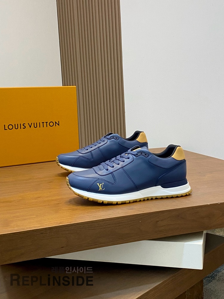 레플리카 명품 [LOUIS VUITTON] 루이비통 런어웨이 스니커즈 남성용 - 뒷면 실사