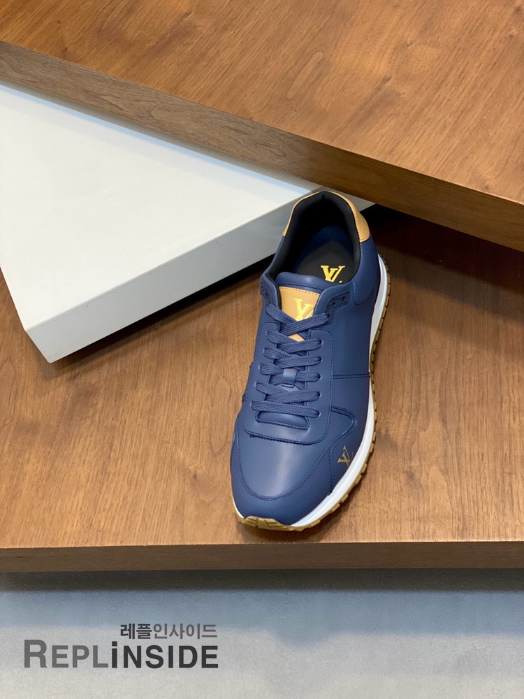 레플리카 명품 [LOUIS VUITTON] 루이비통 런어웨이 스니커즈 남성용 - 밑창 실사
