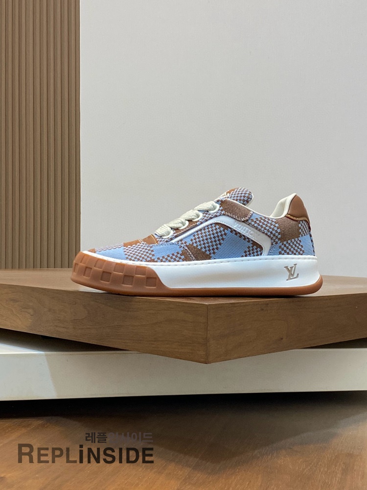 레플리카 명품 [LOUIS VUITTON] 루이비통 틸티드 스니커즈 남성용 - 옆면 실사
