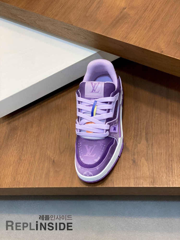 레플리카 명품 [LOUIS VUITTON] 루이비통 LV 트레이너 스니커즈 남녀공용 - 밑창 실사