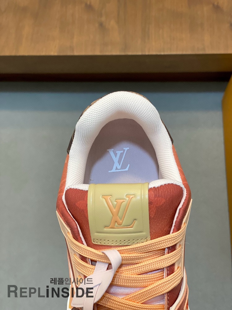 레플리카 명품 [LOUIS VUITTON] 루이비통 LV 트레이너 스니커즈 남녀공용 - 박스 실사