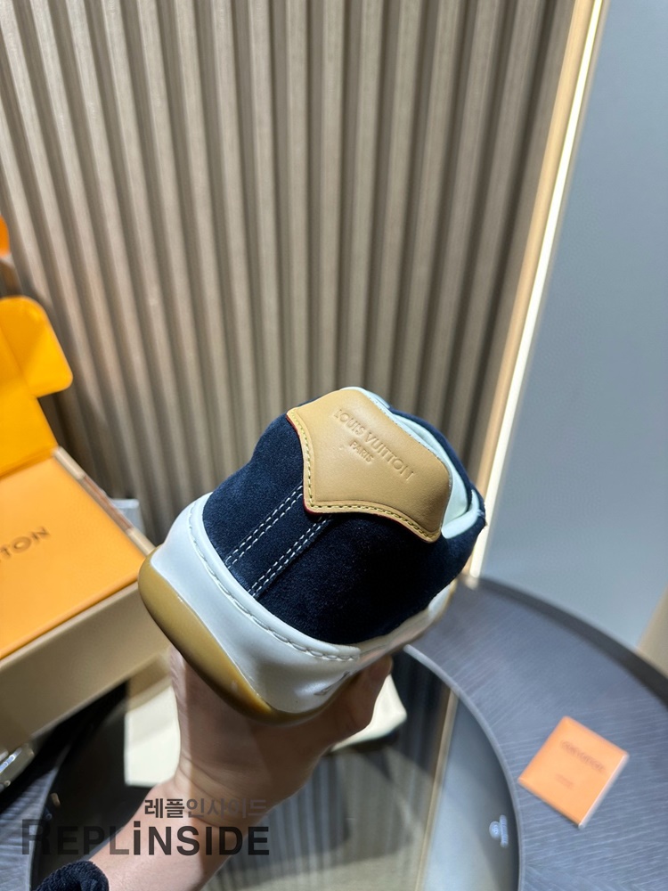레플리카 명품 [LOUIS VUITTON] 루이비통 틸티드 스니커즈 남성용 - 밑창 실사