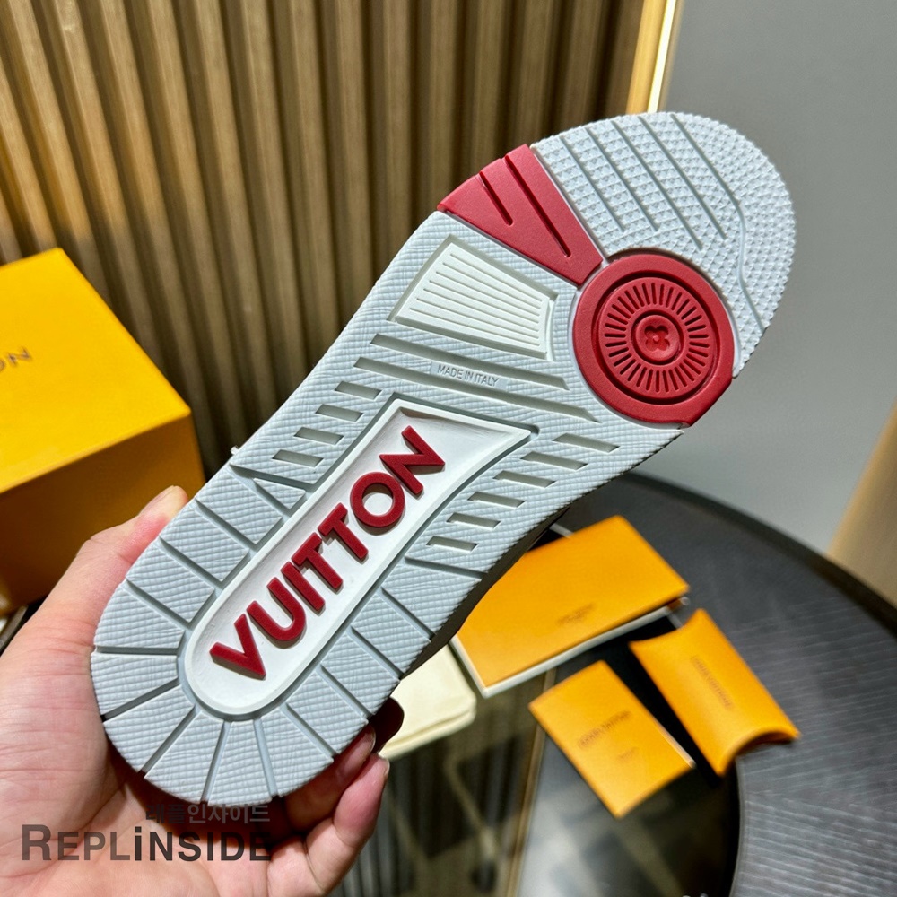 레플리카 명품 [LOUIS VUITTON] 루이비통 LV 트레이너 스니커즈 남성용 - 박스 실사