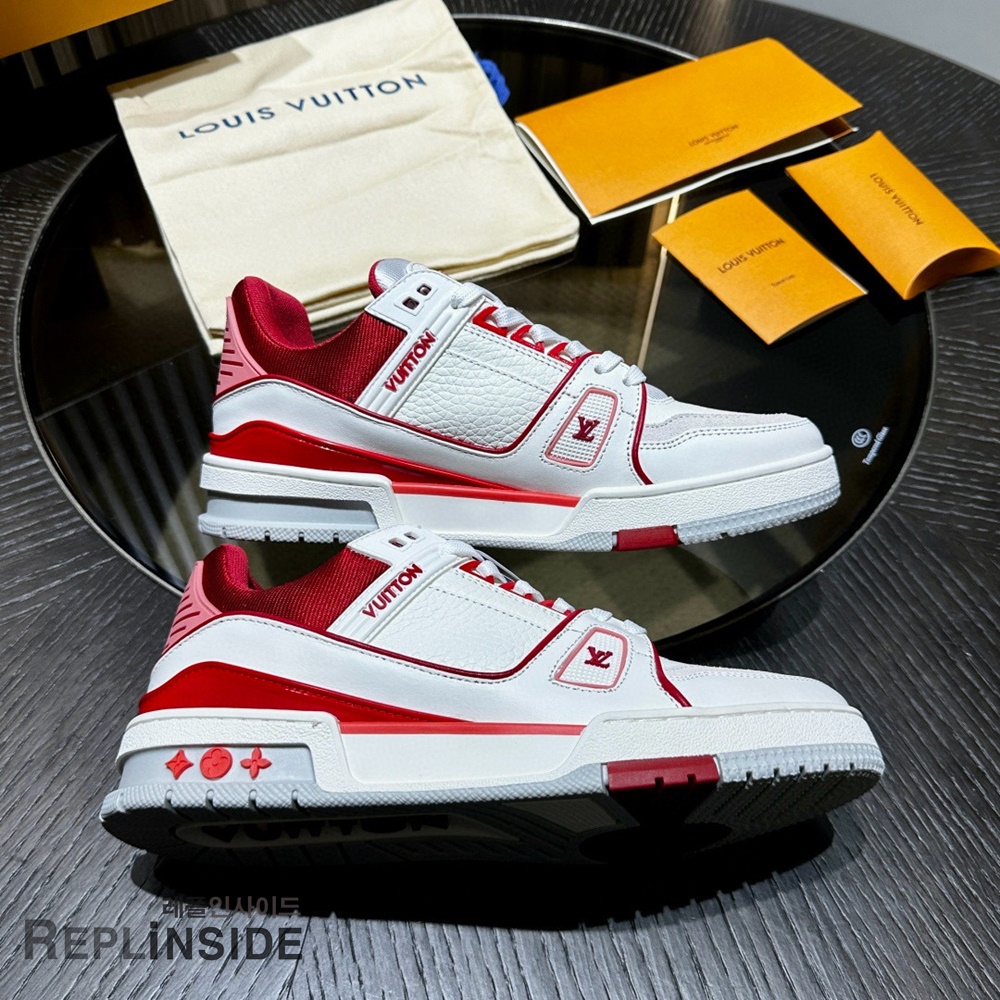 레플리카 명품 [LOUIS VUITTON] 루이비통 LV 트레이너 스니커즈 남성용 - 택 실사