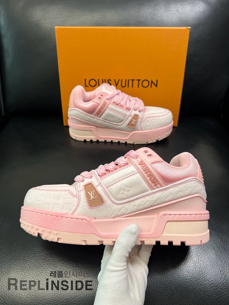 레플리카 명품 [LOUIS VUITTON] 루이비통 LV 트레이너 맥시 스니커즈 남녀공용 - 인솔 실사