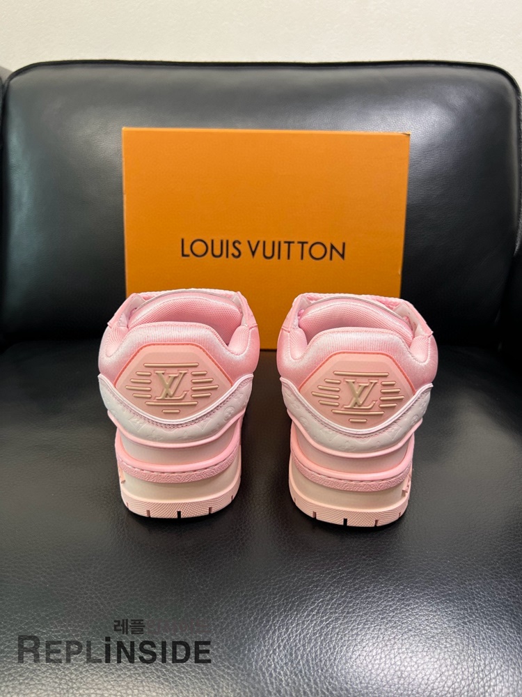 레플리카 명품 [LOUIS VUITTON] 루이비통 LV 트레이너 맥시 스니커즈 남녀공용 - 택 실사