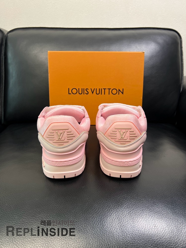 레플리카 명품 [LOUIS VUITTON] 루이비통 LV 트레이너 맥시 스니커즈 남녀공용 - 택 실사