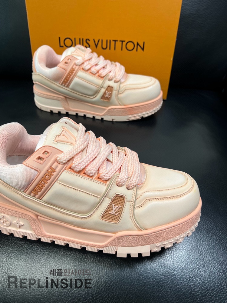 레플리카 명품 [LOUIS VUITTON] 루이비통 LV 트레이너 맥시 스니커즈 남녀공용 - 밑창 실사