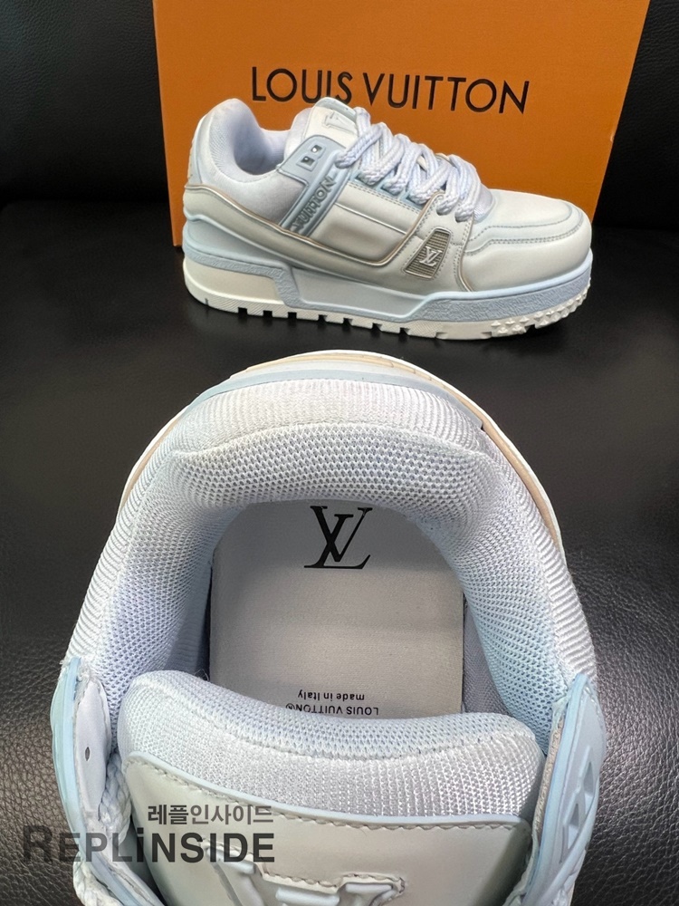 레플리카 명품 [LOUIS VUITTON] 루이비통 LV 트레이너 맥시 스니커즈 남녀공용 - 박스 실사