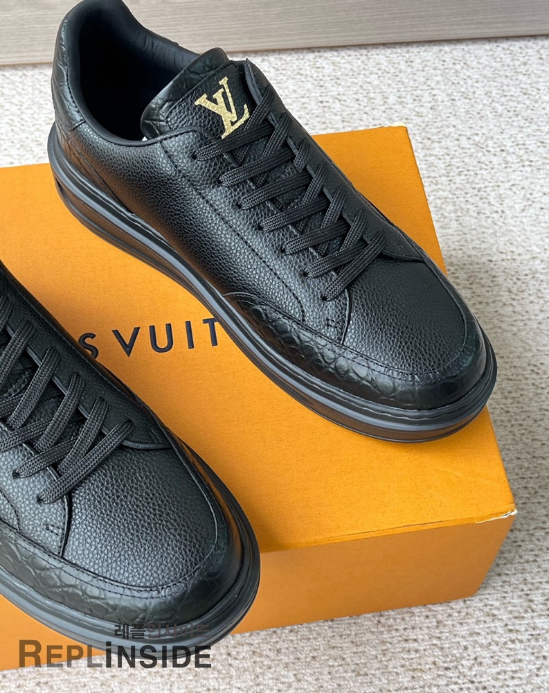 레플리카 명품 [LOUIS VUITTON] 루이비통 베버리힐스 스니커즈 남성용 - 밑창 실사