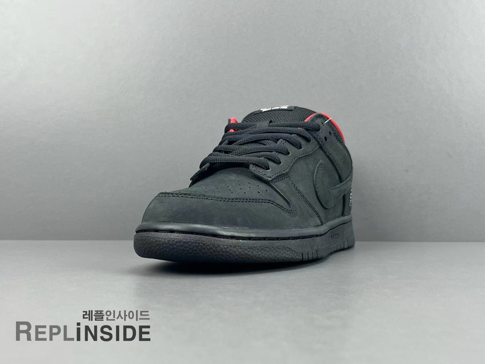 나이키 x 슈프림 SB 덩크 로우 블랙 HQ8487-001 후면, 나이키 SB, 슈프림, 덩크로우, 스니커즈 컬렉션, 스트릿룩