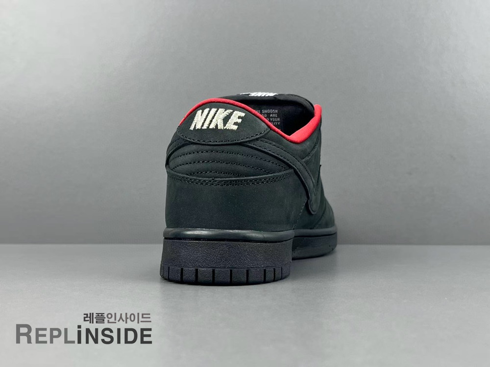 나이키 x 슈프림 SB 덩크 로우 블랙 HQ8487-001 신발끈 디테일, 나이키 SB, 슈프림, 덩크로우, 레플리카스니커즈, 고퀄리티 스니커즈