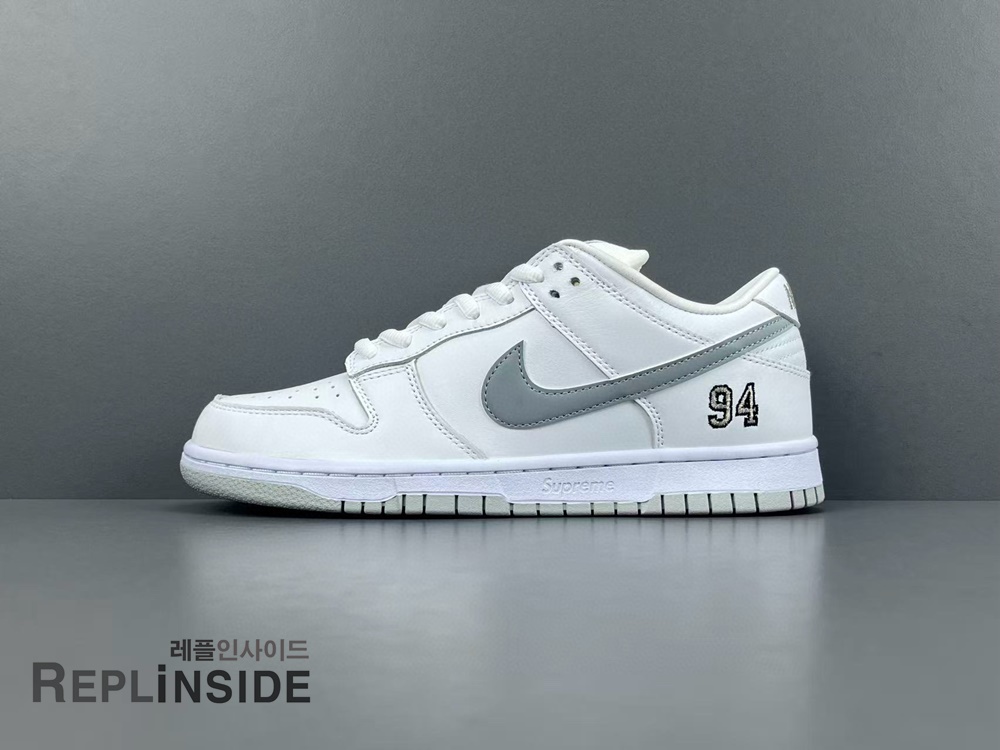 나이키 x 슈프림 SB 덩크 로우 화이트 HQ8487-10, 나이키 SB, 슈프림, 덩크로우, 레플리카스니커즈, 스니커즈 실물 리뷰, 스트릿 패션