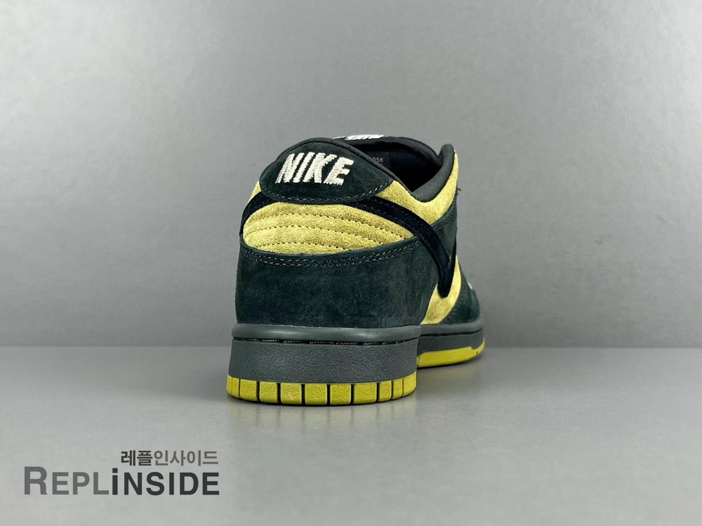 SB 덩크 로우 캠퍼 그린 HQ8487-300, 레플리카스니커즈, 레플리카신발, 나이키 SB, 실사, 착샷, 남성스니커즈, 인기, 리셀, 구매, 리뷰