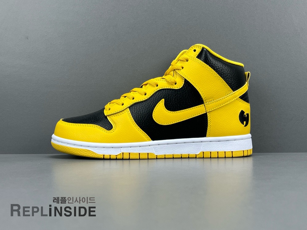 나이키 우탱 클랜 덩크 하이 블랙 앤 폴른 HJ4320-001, 레플리카스니커즈, 레플리카운동화, 레플리카스캇, 덩크, 남성스니커즈, 실사, 착샷, 인기스니커즈, 리셀, 구매, 리뷰